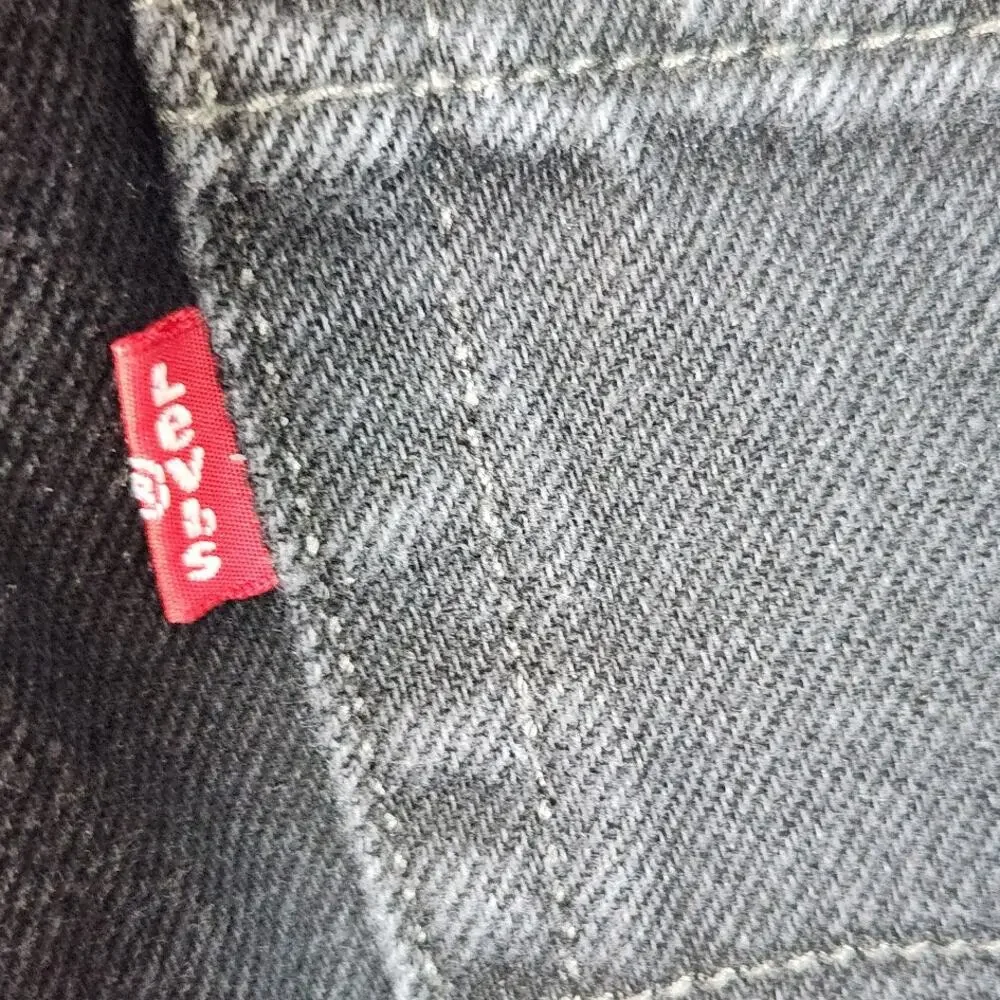 Levis levi 550